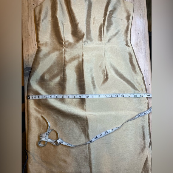 Jessica Howard Gold / Tan Sleeveless Sheath Dress - Picture 9 of 11